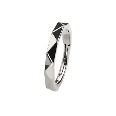 Nasenring mit Diamantmuster aus Titan