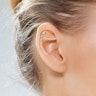 Set aus Ohrpiercings mit einem runden Stein Piercings - Deutschland