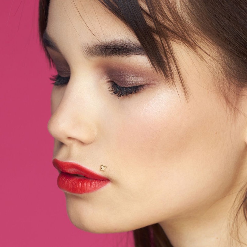 Schmetterlings Labret aus 14 Karat Gold mit PTFE Stab Körperpiercing - Deutschland