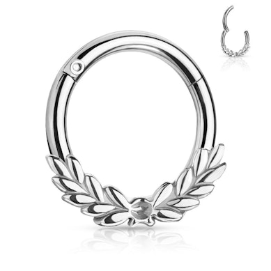 Ring mit Lorbeerkranz und Scharnier