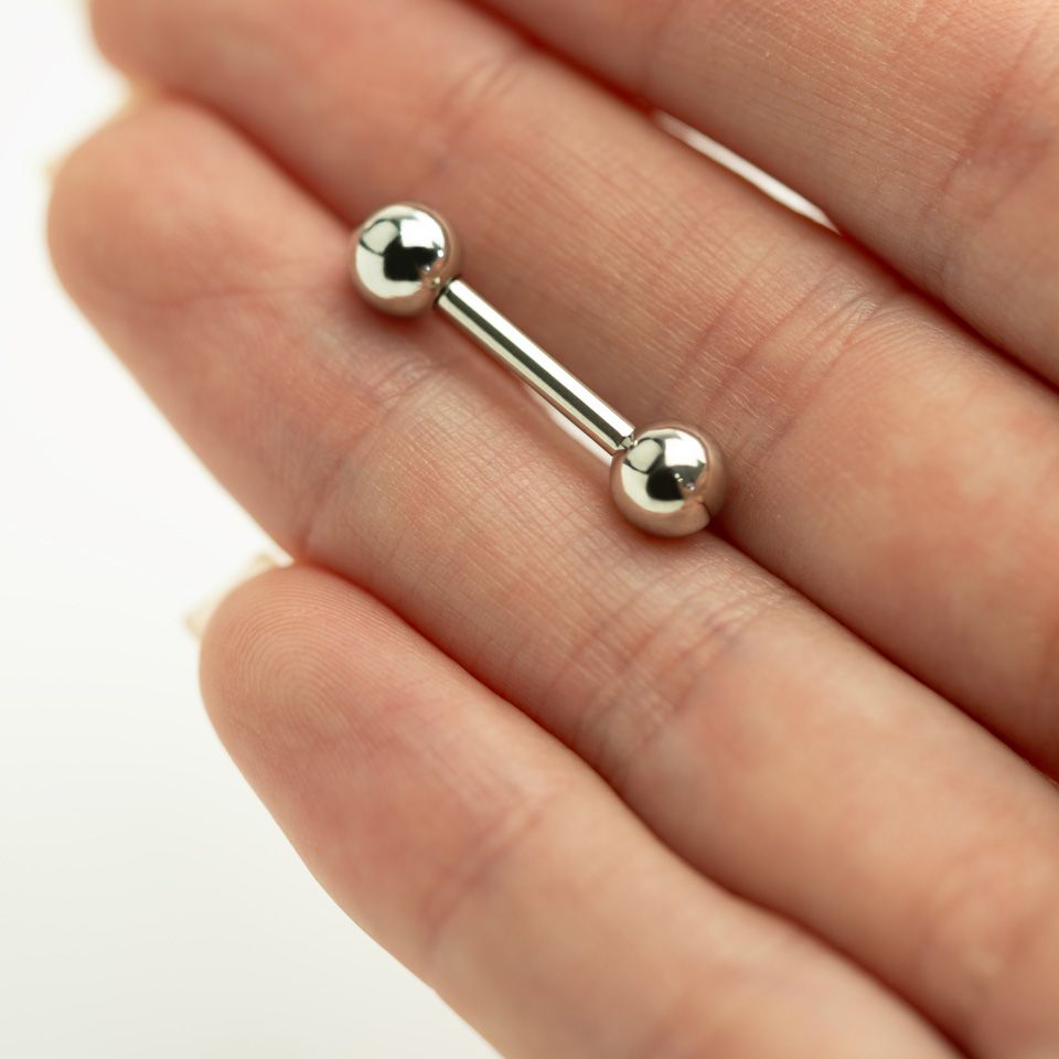 Großer Piercingstab
