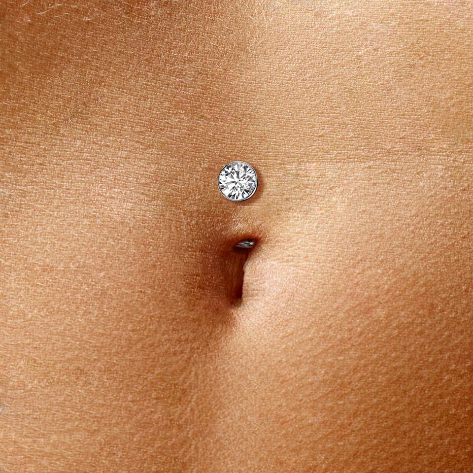 Umgekehrter Bauchnabelring aus Titan