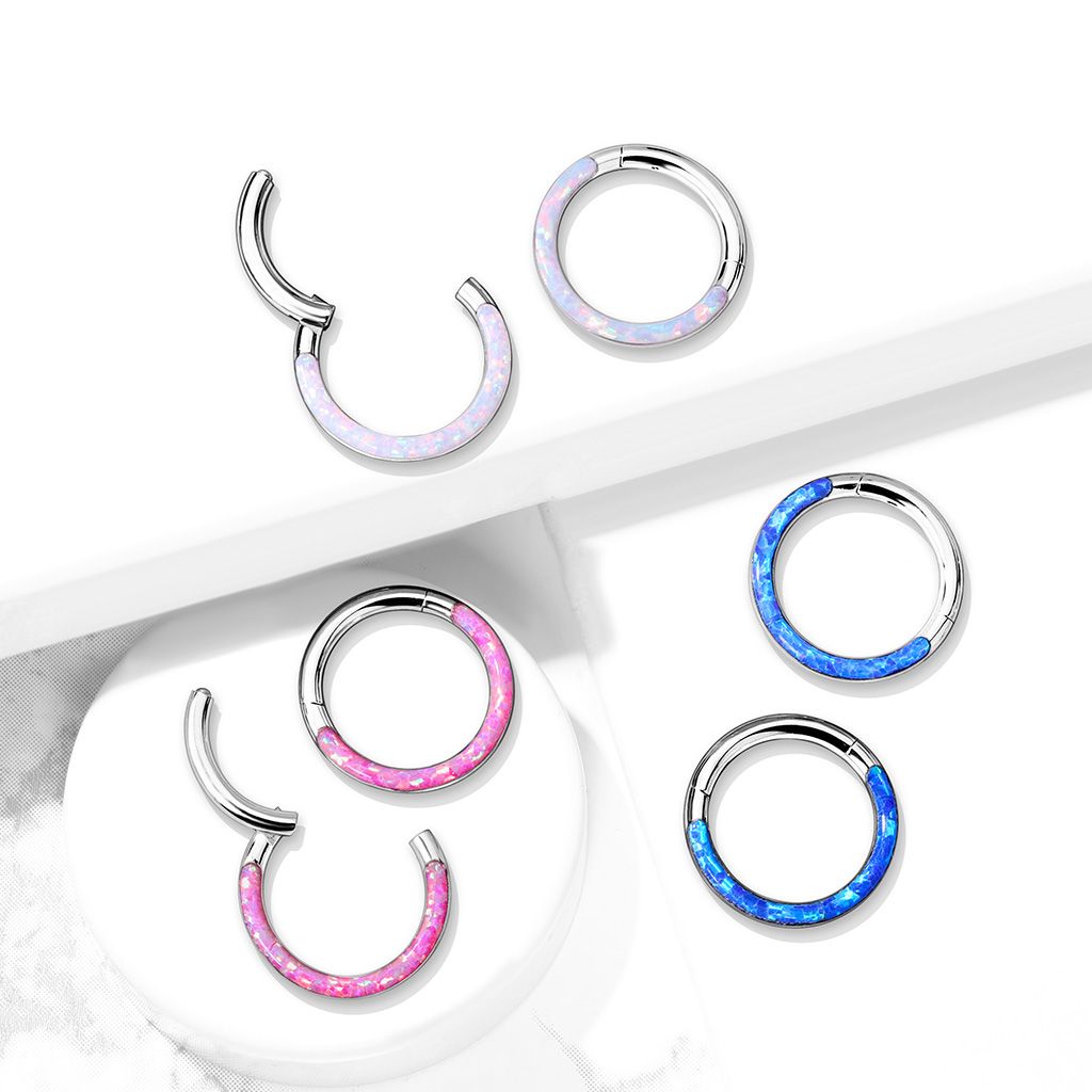 Scharnierring aus Titan mit reflektierender Opalfront
