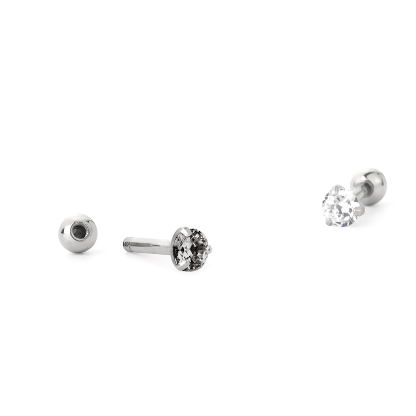 Set aus Ohrpiercings mit einem runden Stein Piercing - Deutschland
