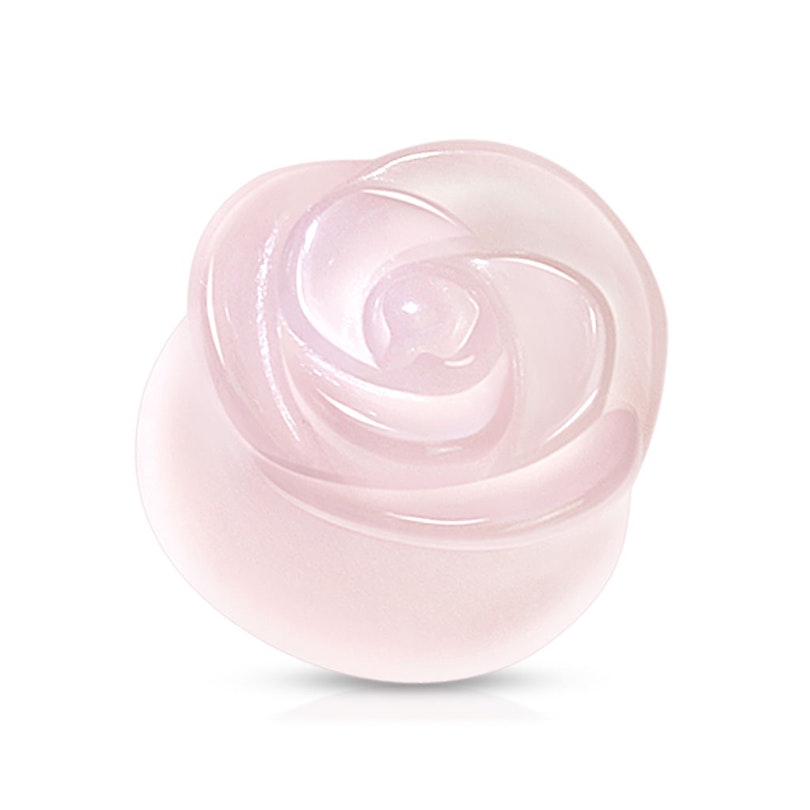 Plug aus Rosenquartz mit einer Rose Körperpiercing - Deutschland