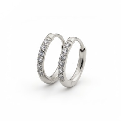 Paar Huggie Ohrringe aus Chirurgenstahl mit Schmucksteinen