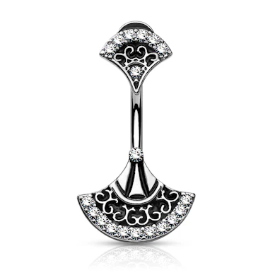 Bauchnabelpiercing mit doppeltem Fächer