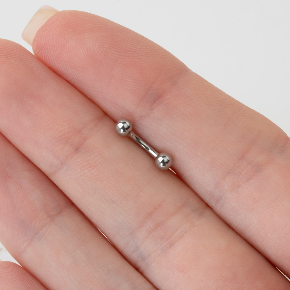 Gebogener Stab aus Titan mit innenseitigen Gewinde