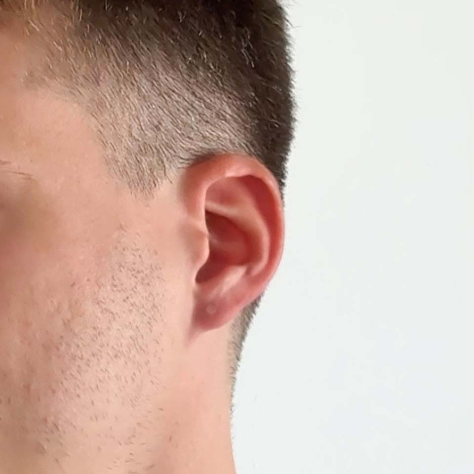 Push-in Labret Retainer