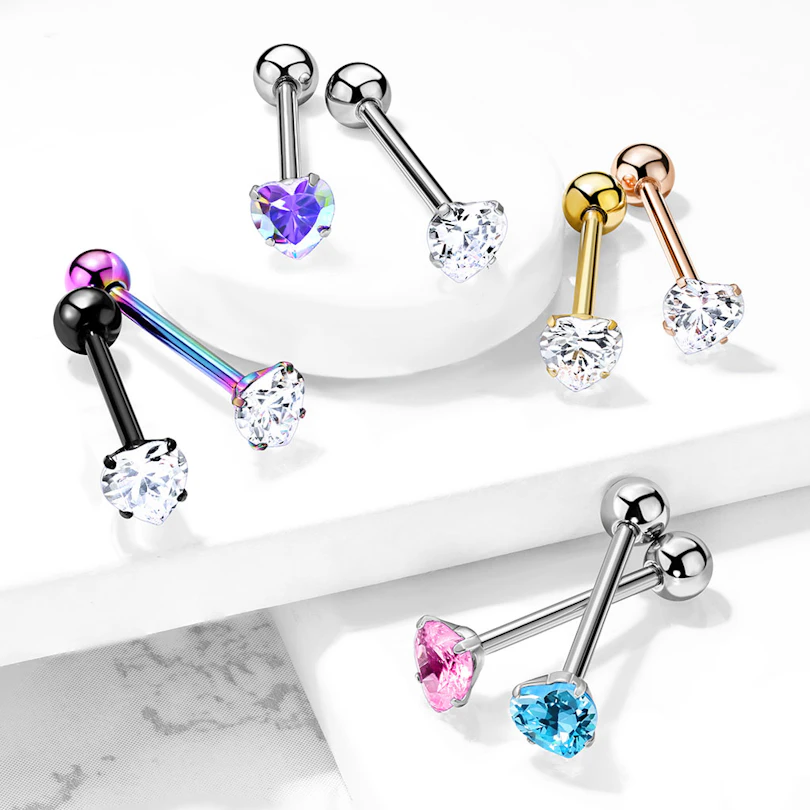 Zungenpiercing mit fixiertem Herzstein