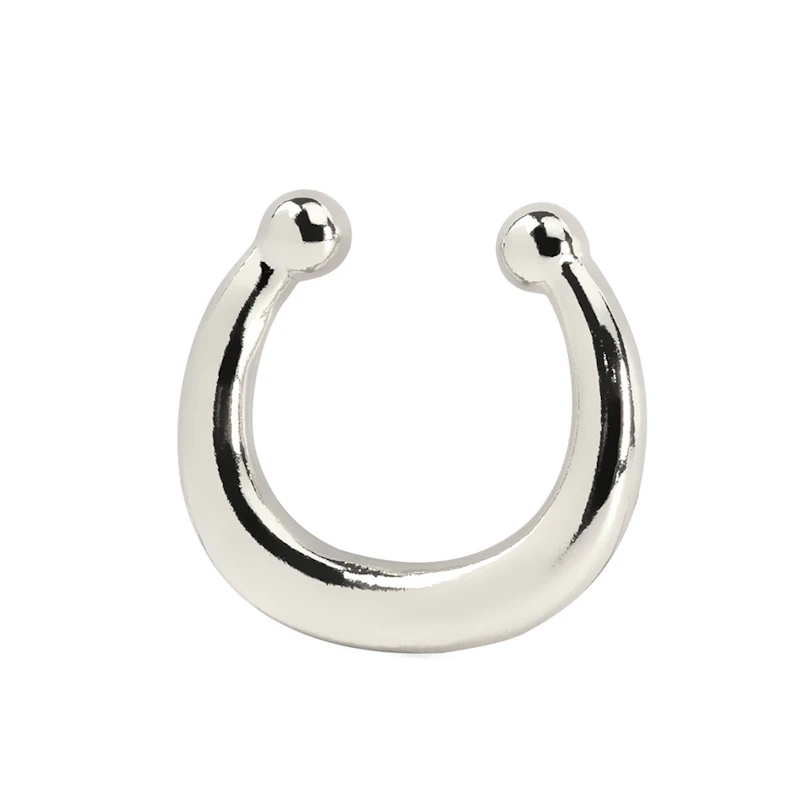 Fake Septumpiercing im einfachen Design