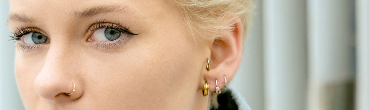 Tragus Piercing Gold